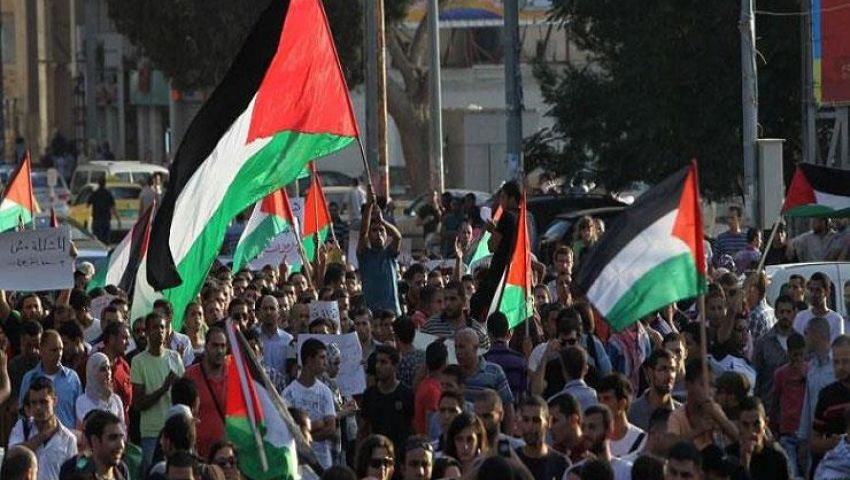 أول طلب لتنظيم تظاهرة غاضبة أمام السفارة الأمريكية بالقاهرة