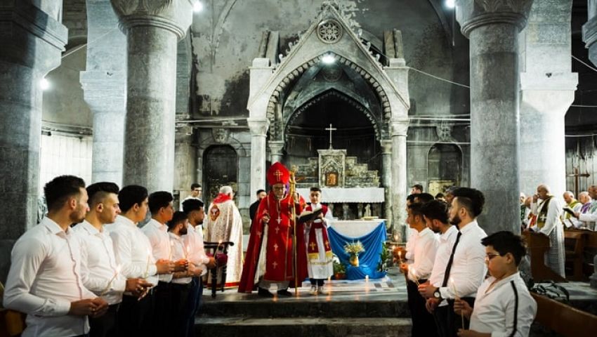 الجارديان: عيد الفصح في الحمدانية العراقية بدون داعش.. كله أمان