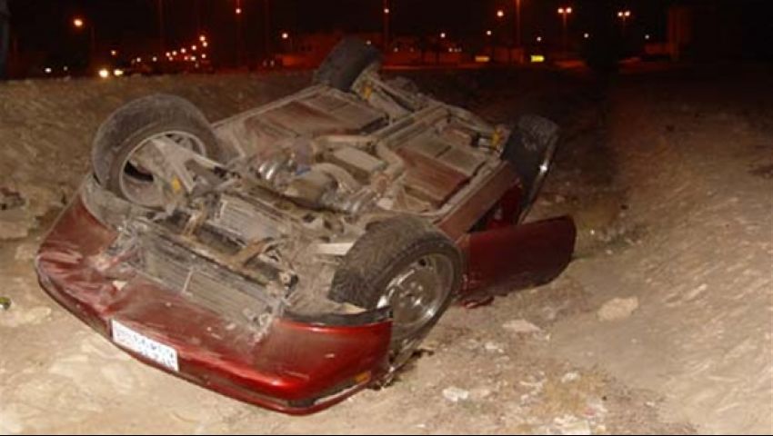 إصابة 3 أشخاص في انقلاب سيارة بطريق المحلة‎