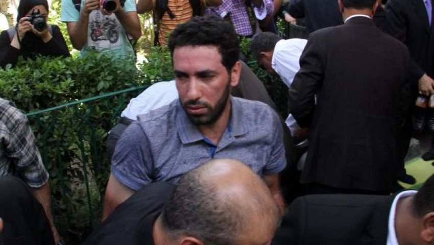 بالصور| نجوم الأهلي في عزاء والد أبو تريكة