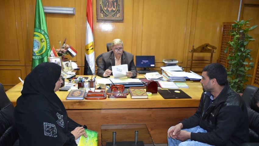 محافظ الإسماعيلية يتدخل لعلاج طفلين من ضمور العضلات