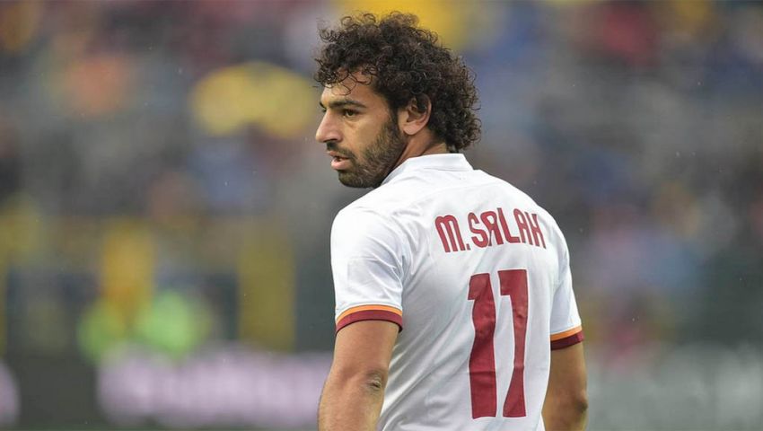 محمد صلاح ينعى شقيق حسام عاشور