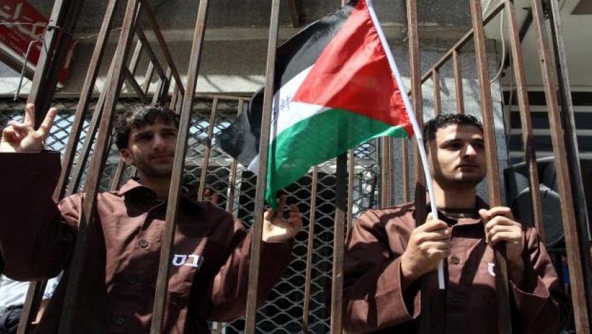 الجامعة العربية تطالب الأمم المتحدة بـوقف انتهاكات إسرائيل للأسرى الفلسطينيين