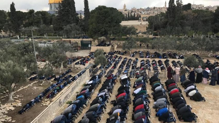 المقدسيون ينتصرون للقدس من «باب الرحمة».. هذا ما حدث في فلسطين