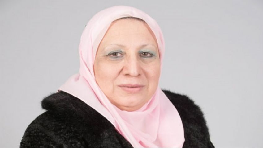 بالفيديو.. نائبة برلمانية تتبرع براتبها لمدة عام لصندوق تحيا مصر