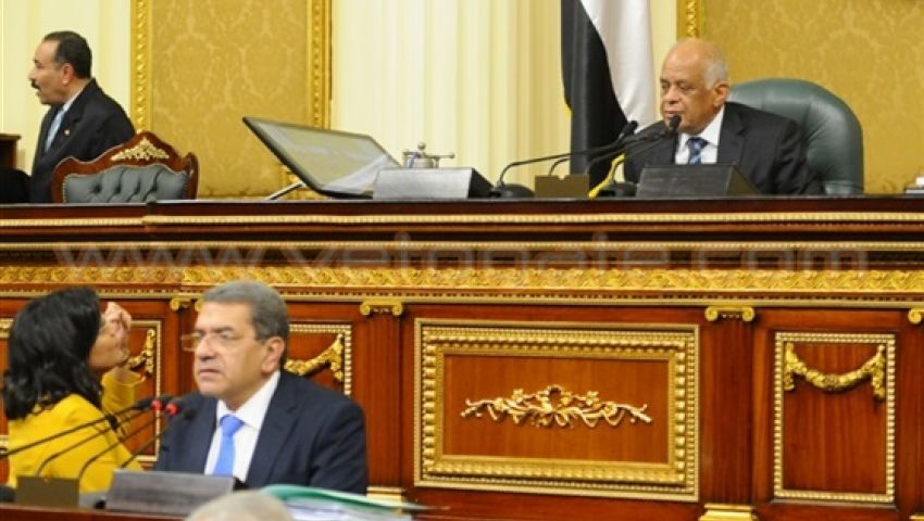 انخفاض دعم المواد البترولية.. وارتفاع مخصصات المعاشات