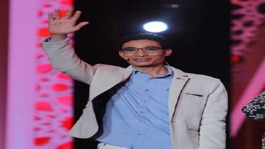 بالصور| حسن عامر.. أمل مصر في  أمير الشعراء