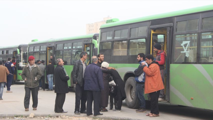بالصور| قافلة رابعة من مهجري الوعر تتوجه نحو جرابلس السورية