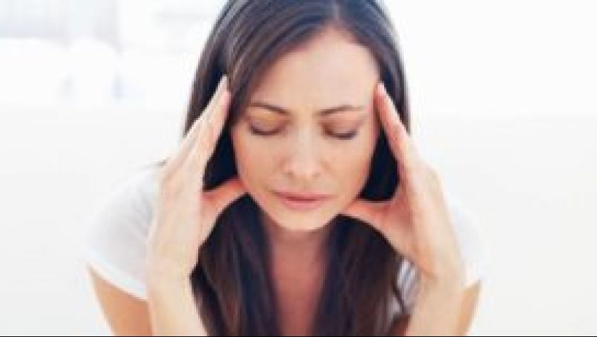 خبير نفسي: المتزوجات أكثر عرضة للقلق المزمن