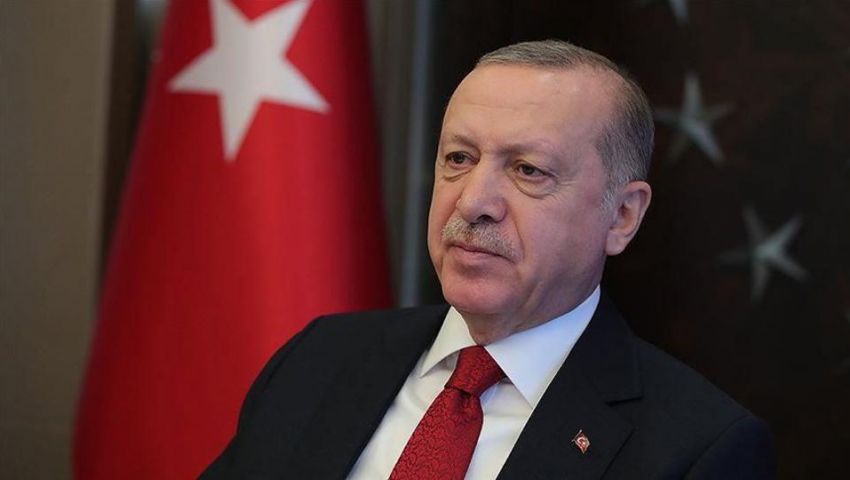 فاينانشال تايمز: تركيا تحرق الاحتياطي وأردوغان يقامر 