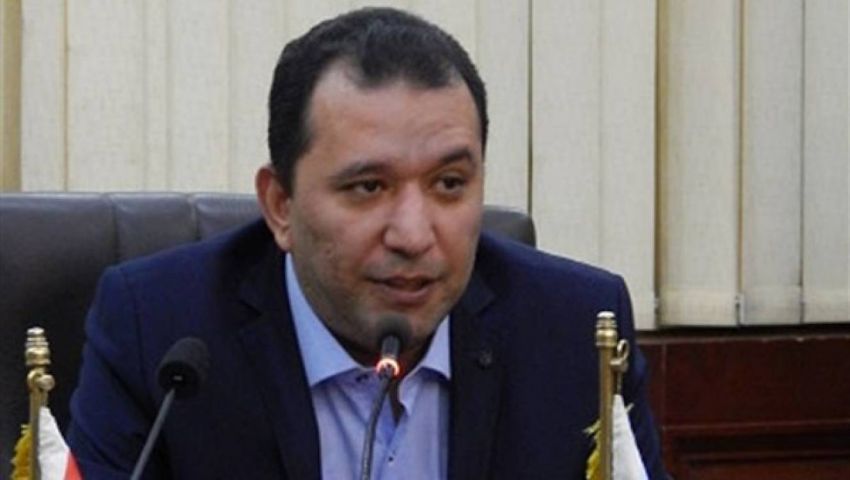 محافظ الأقصر يحيل 34 طبيبا وموظفا للتحقيق لتغيبهم عن العمل