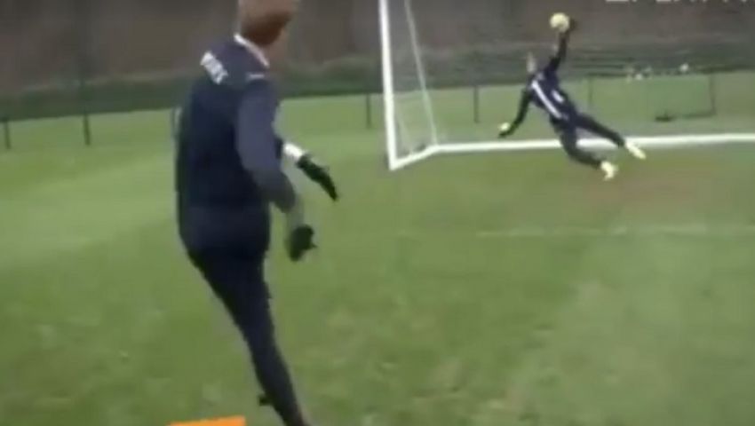 فيديو.. رونالدو وراموس وجاريث بيل في حراسة المرمى