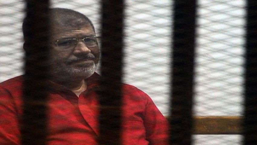 إسلام لطفي: عدم لقاء مرسي بأهله ومحاميه «عار» سيلاحق الجميع