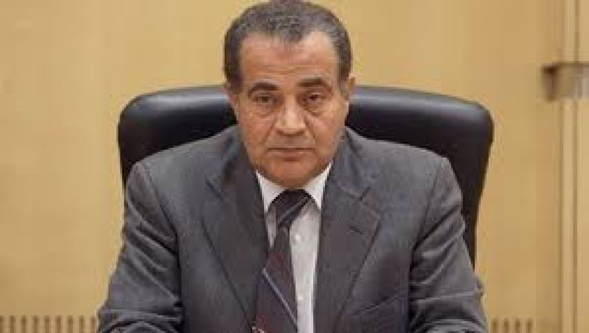 التموين للبقالين: بلاش سياسة لى الذراع