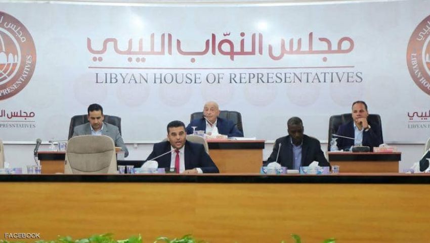 فيديو| رغم تشكيل المجلس الرئاسي.. البرلمان الليبي «حائر» بين طبرق وصبراتة