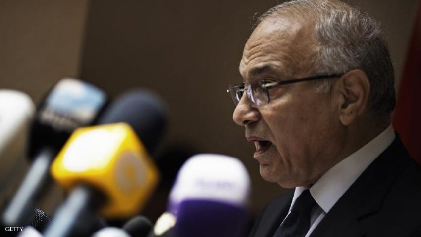 يناير المقبل| حزب « شفيق» يعلن ترشحه.. والفريق: لم أقرر بعد
