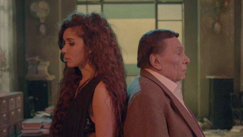 بالفيديو| تعرف على اسم عفريتة عادل إمام.. وهذا موعد ظهورها