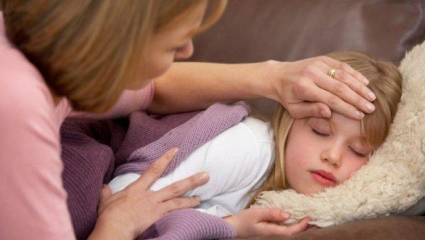 نصيحة طبيب أطفال في التعامل مع ارتفاع حرارة الأطفال