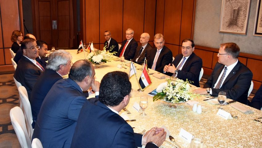 الغرفة الألمانية تبدي رغبتها في الاستثمار بمشروعات البتروكيماويات المصرية