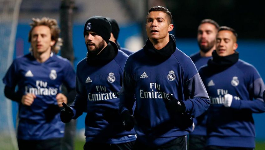 بالصور| ريال مدريد يخوض مرانه الأول في اليابان