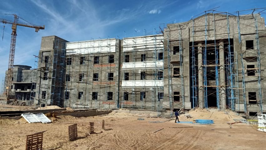 فيديو| قبل افتتاحها.. كل ما تريد معرفته عن جامعة القاهرة الدولية