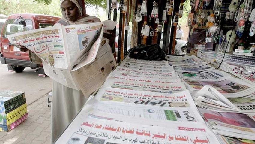 مع تراجع التوزيع.. الصحافة الورقية السودانية في مهب الريح