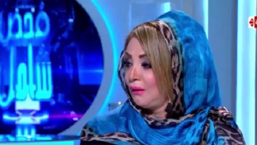 فيديو.. خالد الجندى للفنانة شهيرة: كشف مقدمة الشعر مخالف للشرع