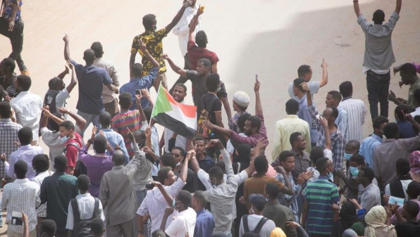 بعد 33 يوما من عزل البشير.. الدماء لا تزال تنزف في السودان
