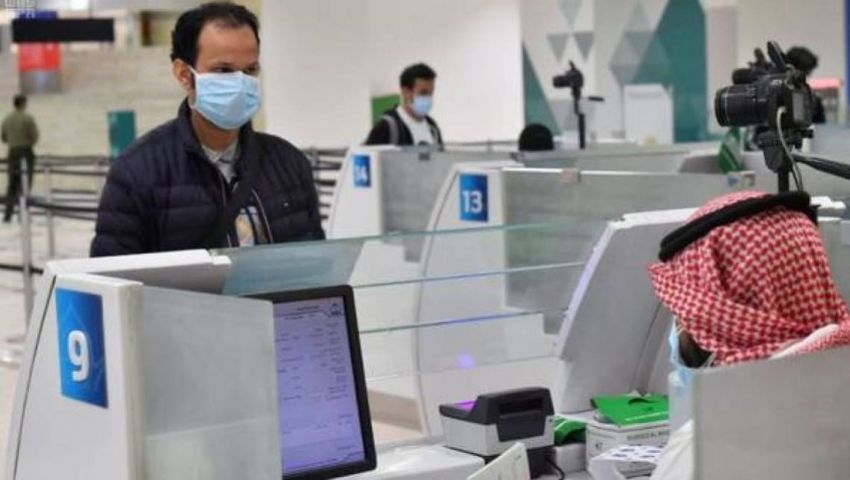 السعودية تعلق دخول مواطني 20 دولة بينها مصر والإمارات