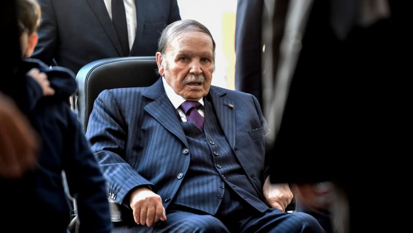 الجزائر.. بوتفليقة يفقد دعم أهم حليف إسلامي في الحكم