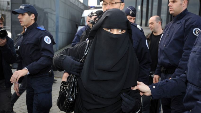 محكمة أوروبية تدين مسلمة رفضت خلع النقاب.. تعرف على الحكم