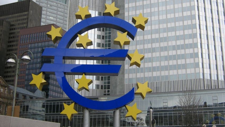التضخم في منطقة اليورو يصعد بنسبة 1.8% الشهر الماضي