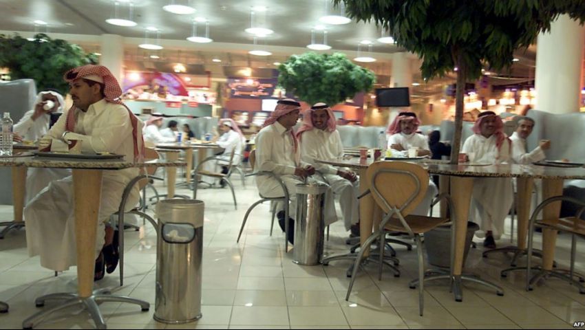غضب في السعودية من فرض ضرائب على «السلع الضارة»