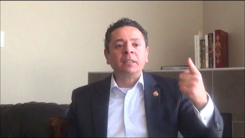 ثروت نافع: كفاية كده على مصر ولابد من ثورة للتغيير