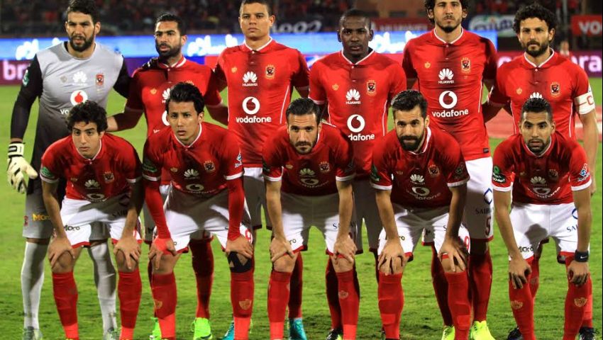 الشوط اﻷول| التعادل السلبي يسيطر على لقاء اﻷهلي والداخلية