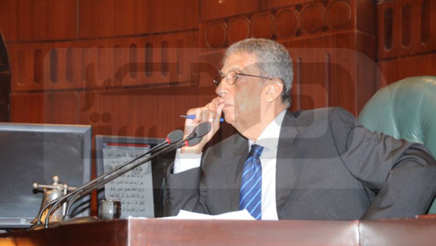 حظر بث جلسات لجنة الخمسين