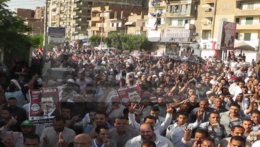 الإخوان تعلق مسيرات تأييد مرسي بالمنوفية